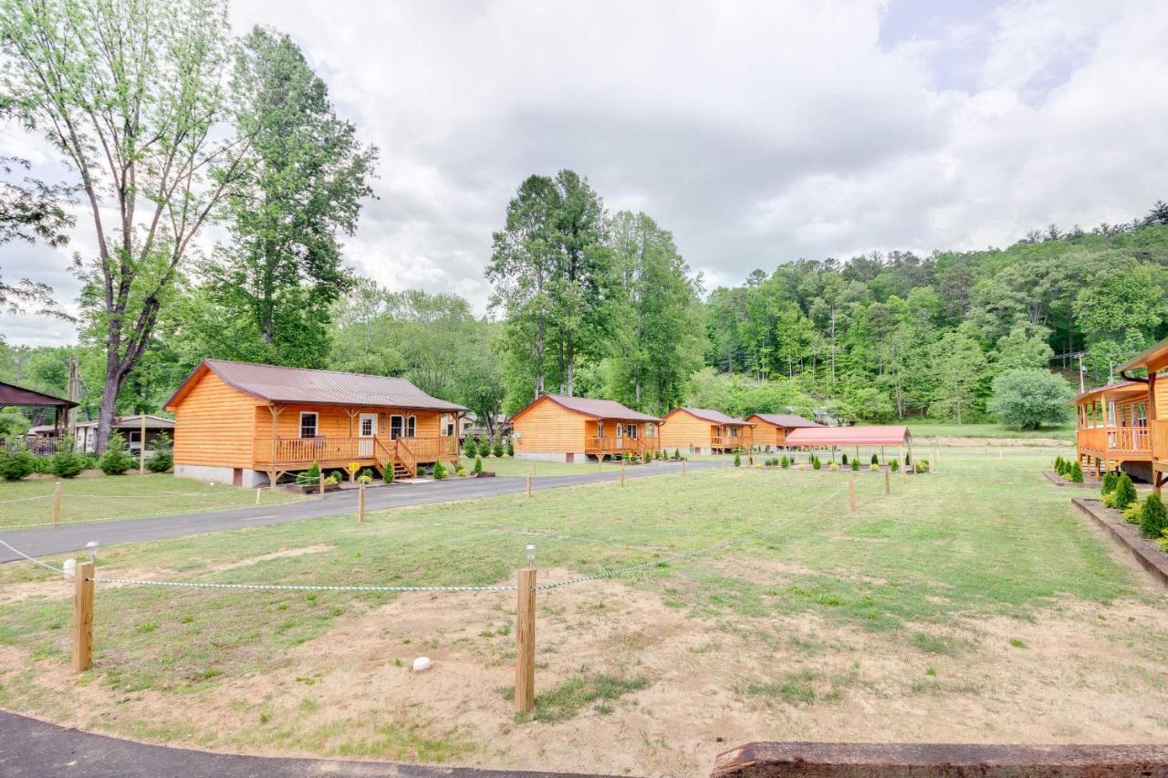 Cozy Bryson City Cabin About 6 Mi To Harrahs Casino! Exterior photo