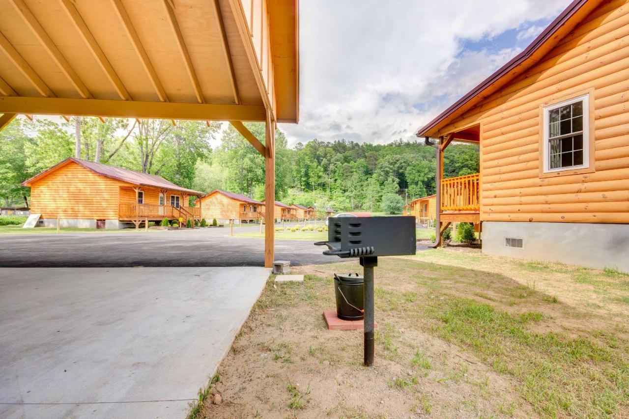 Cozy Bryson City Cabin About 6 Mi To Harrahs Casino! Exterior photo